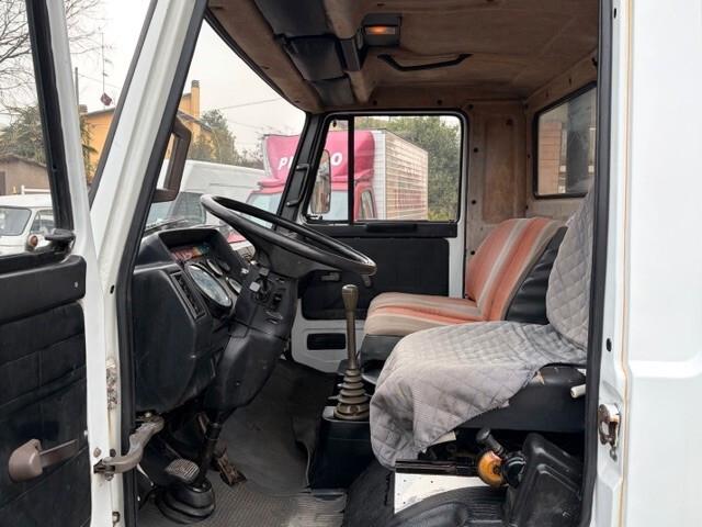 Iveco 109-14 Ribaltabile trilaterale