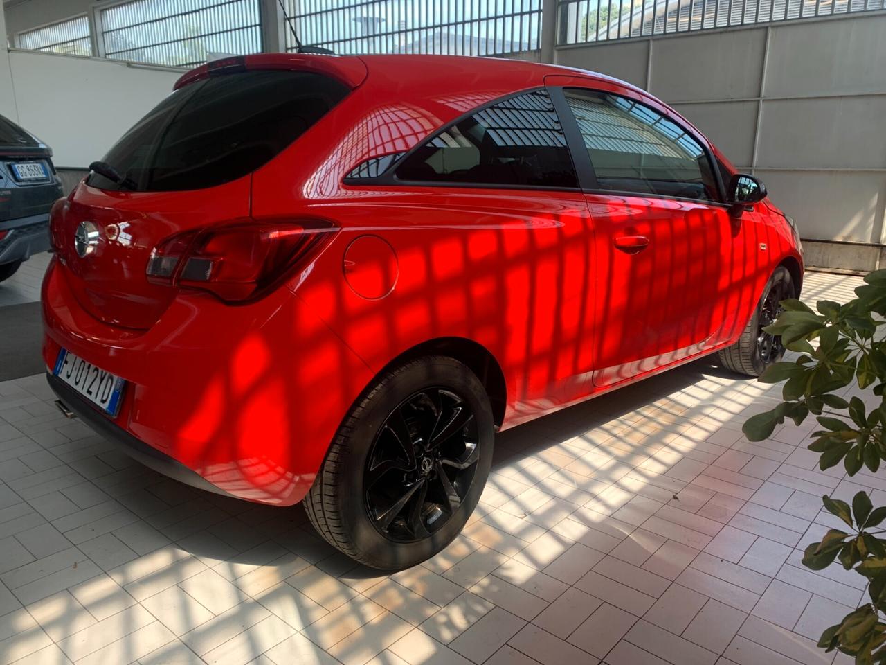 Opel Corsa 1.2 BENZINA Coupé Cosmo