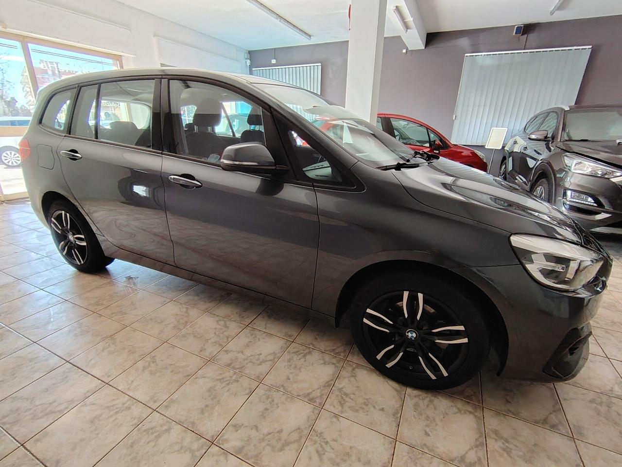 Bmw 216 218d Active Tourer Advantage