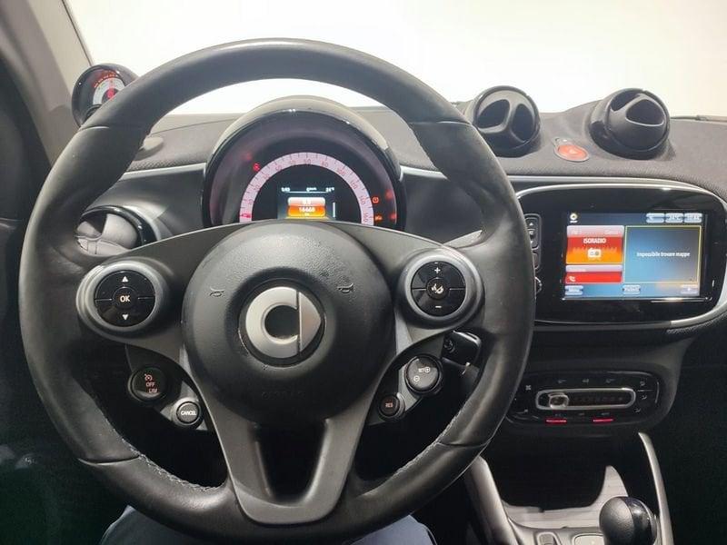 smart fortwo EQ Passion