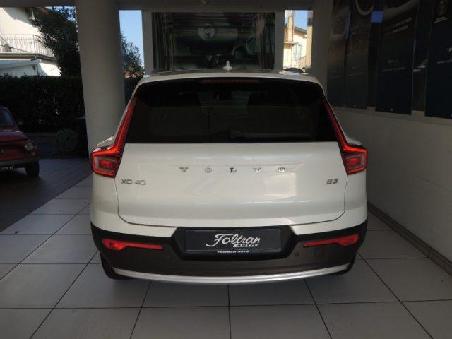 VOLVO XC40 B3 automatico Core