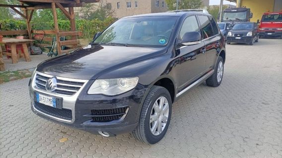 Volkswagen Touareg 2.5 tdi R5 Style tiptronic dpf FL