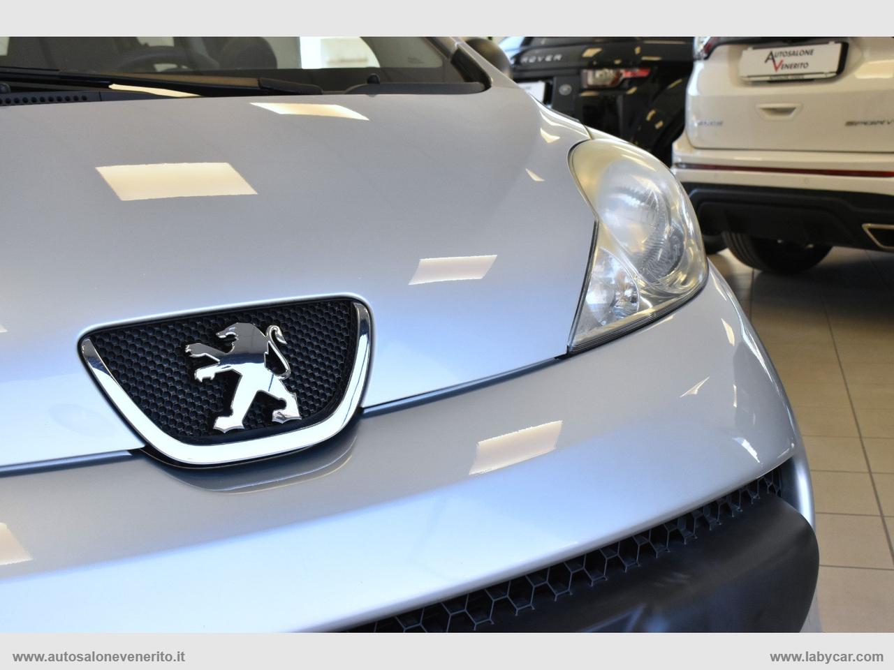 PEUGEOT 107 1.0 68 CV 5p. Plaisir