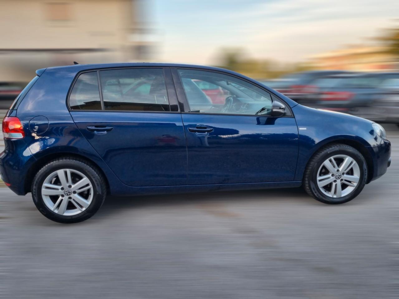 Volkswagen Golf 1.6 TDI DPF 5p. Highline