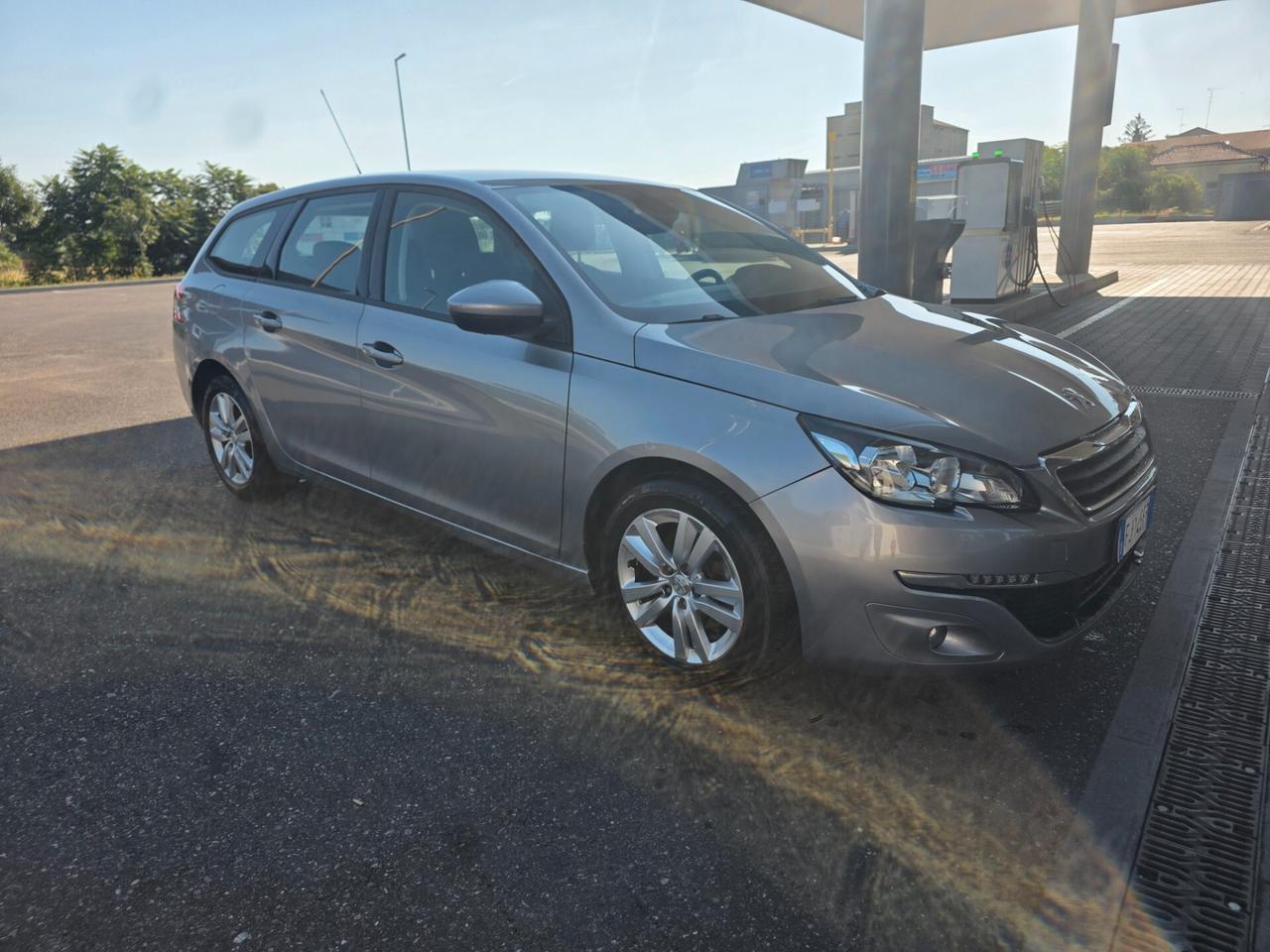 Peugeot 308 BlueHDi 120 S&S SW Business