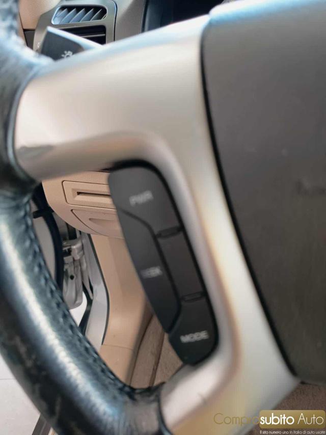 CHEVROLET Captiva 2.0 VCDi LTZ