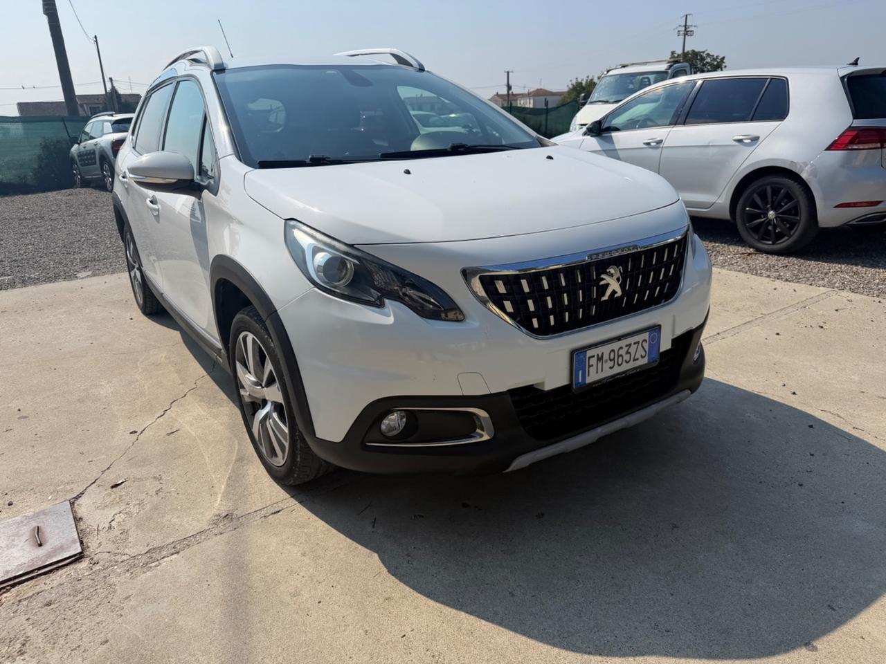 Peugeot 2008 PureTech Turbo 110 S&S Allure
