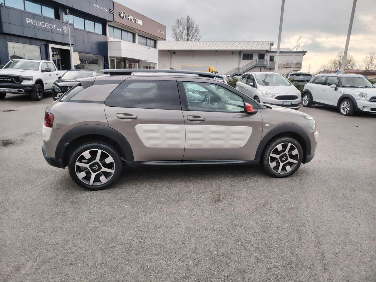 Citroen C4 Cactus 1.6 e-HDi 92 ETG6 Shine - NEOPATENTATI