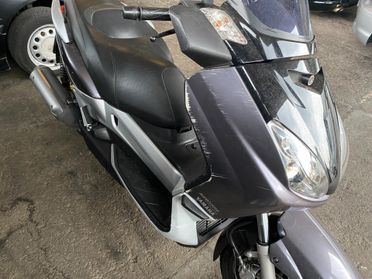 Yamaha X-Max 250 sport