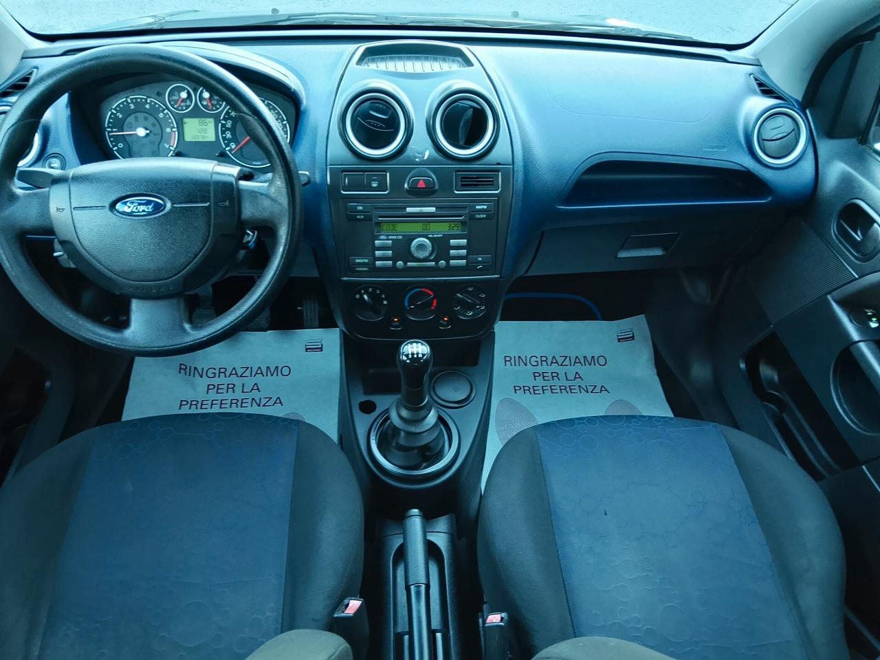 Ford Fiesta 1.2 16V 5p. Manutenzione completa