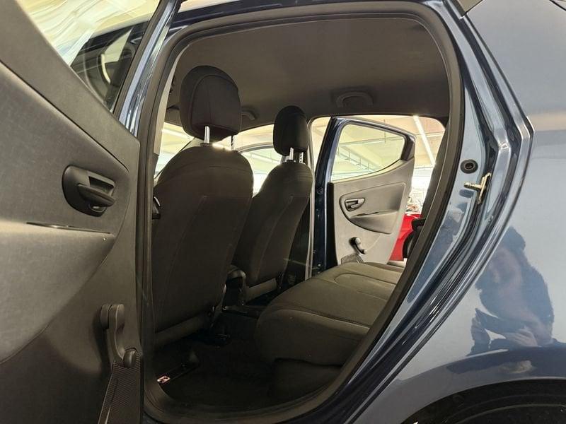 Lancia Ypsilon 1.0 FireFly 5 porte S&S Hybrid Gold