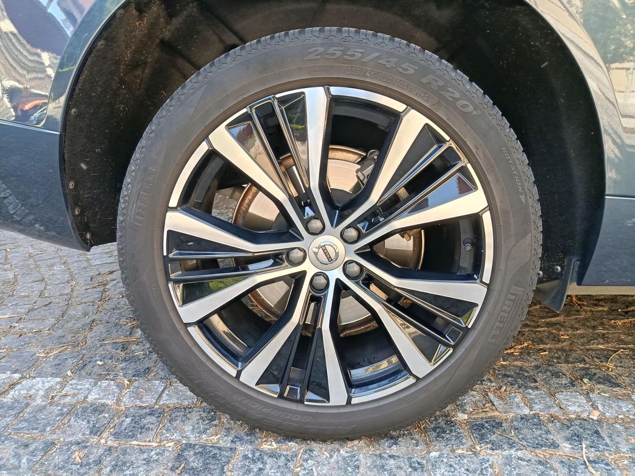 Volvo XC 60 Ultimate Dark 2.0 B4 MHEV #11036