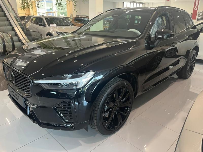 VOLVO XC60 B5 AWD automatico Plus Black Edition