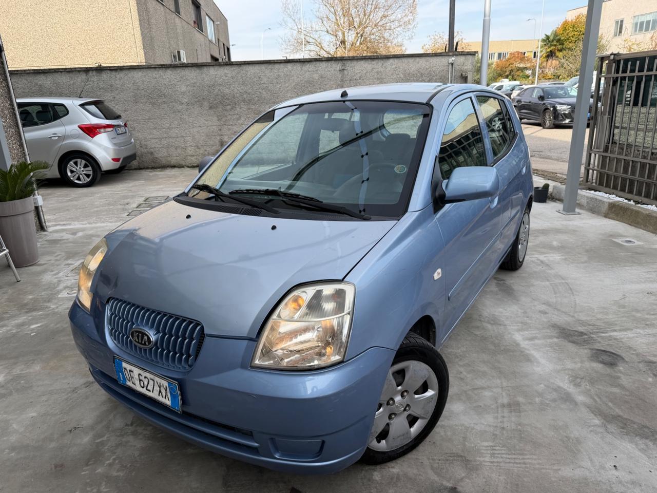 Kia Picanto 1.0 benzina euro4 neopatentati