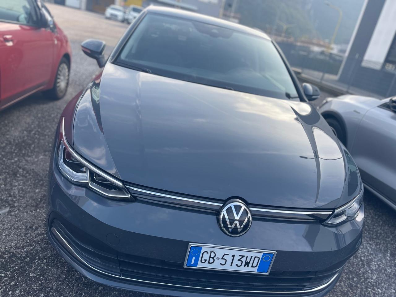 Volkswagen Golf 2.0 TDI SCR Style SI NEOPATENTATI