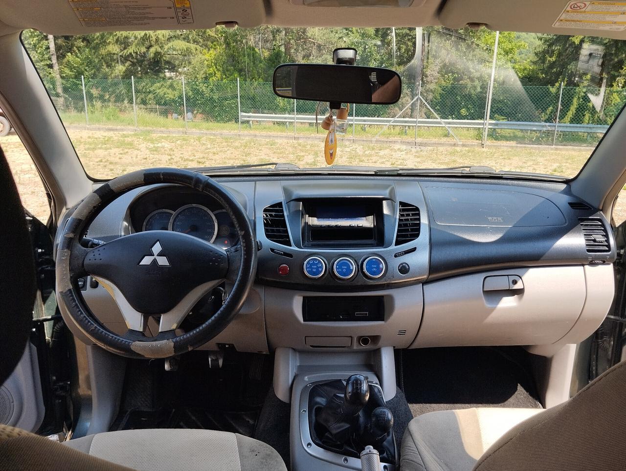 Mitsubishi L200 2.5 DI-D/136CV Double Cab Intense