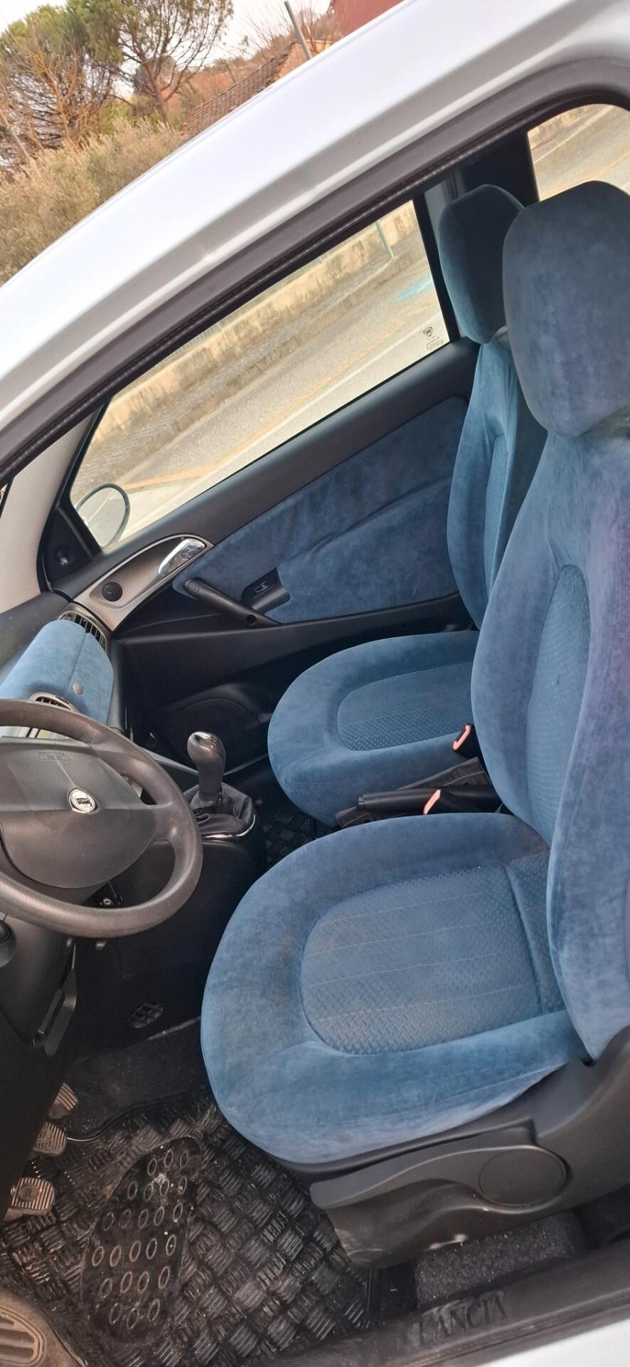 Lancia Ypsilon 1.3 Multijet 16V