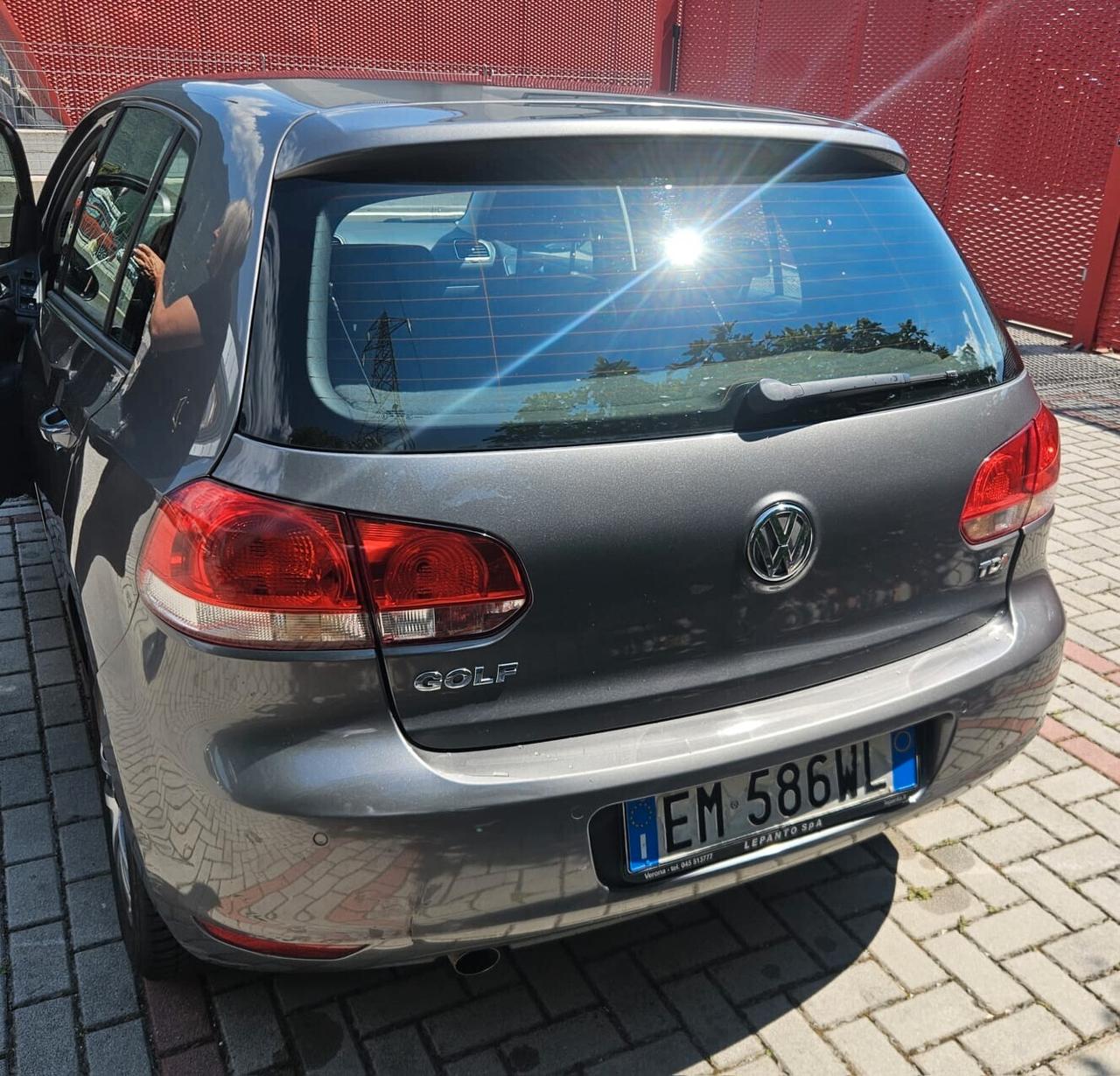 Volkswagen Golf 1.6 TDI DPF 5p. Highline