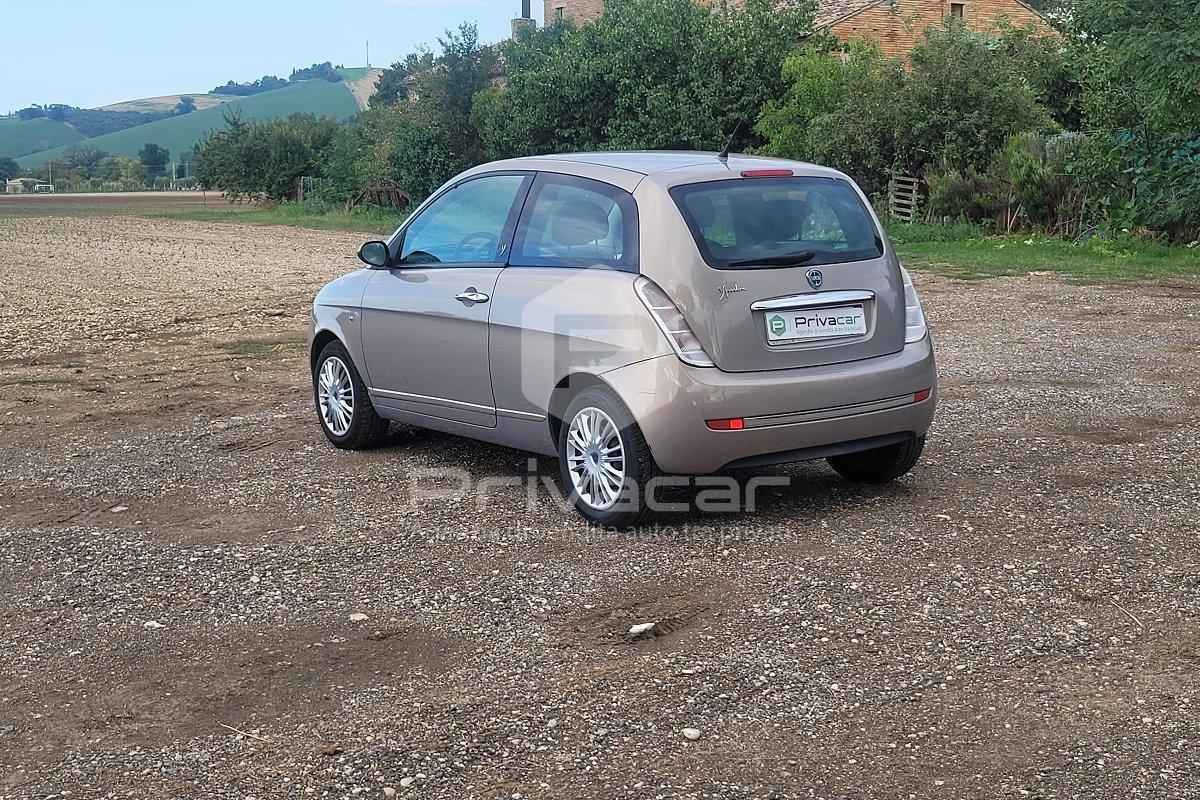 LANCIA Ypsilon 1.2 Oro