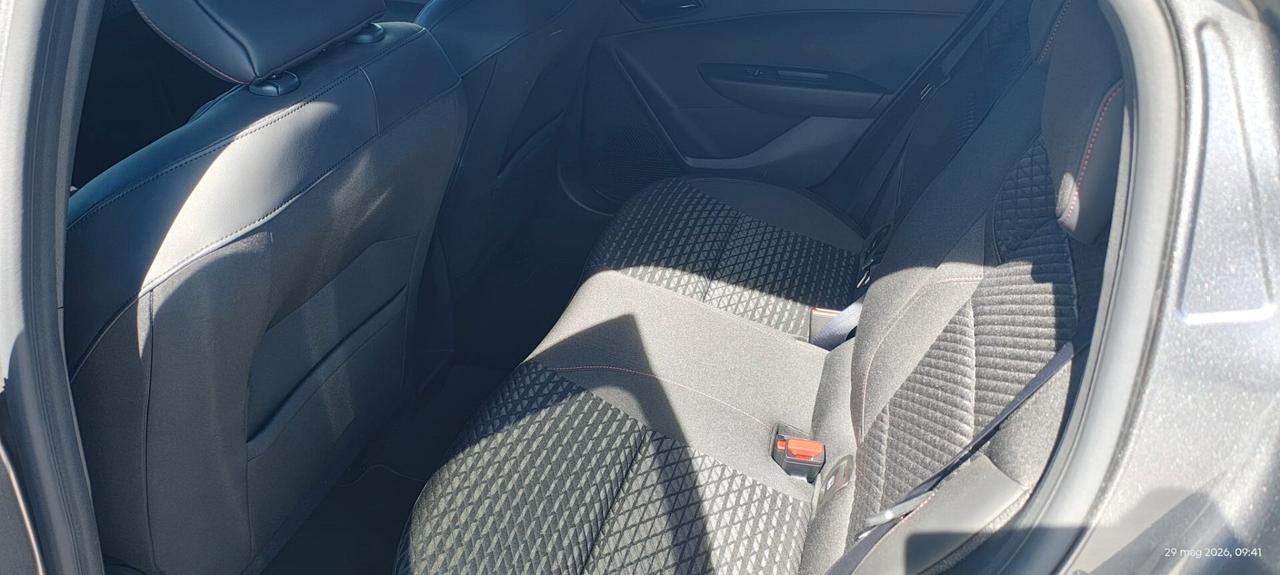 Renault Clio 1.8 full hybrid E-Tech Techno Auto