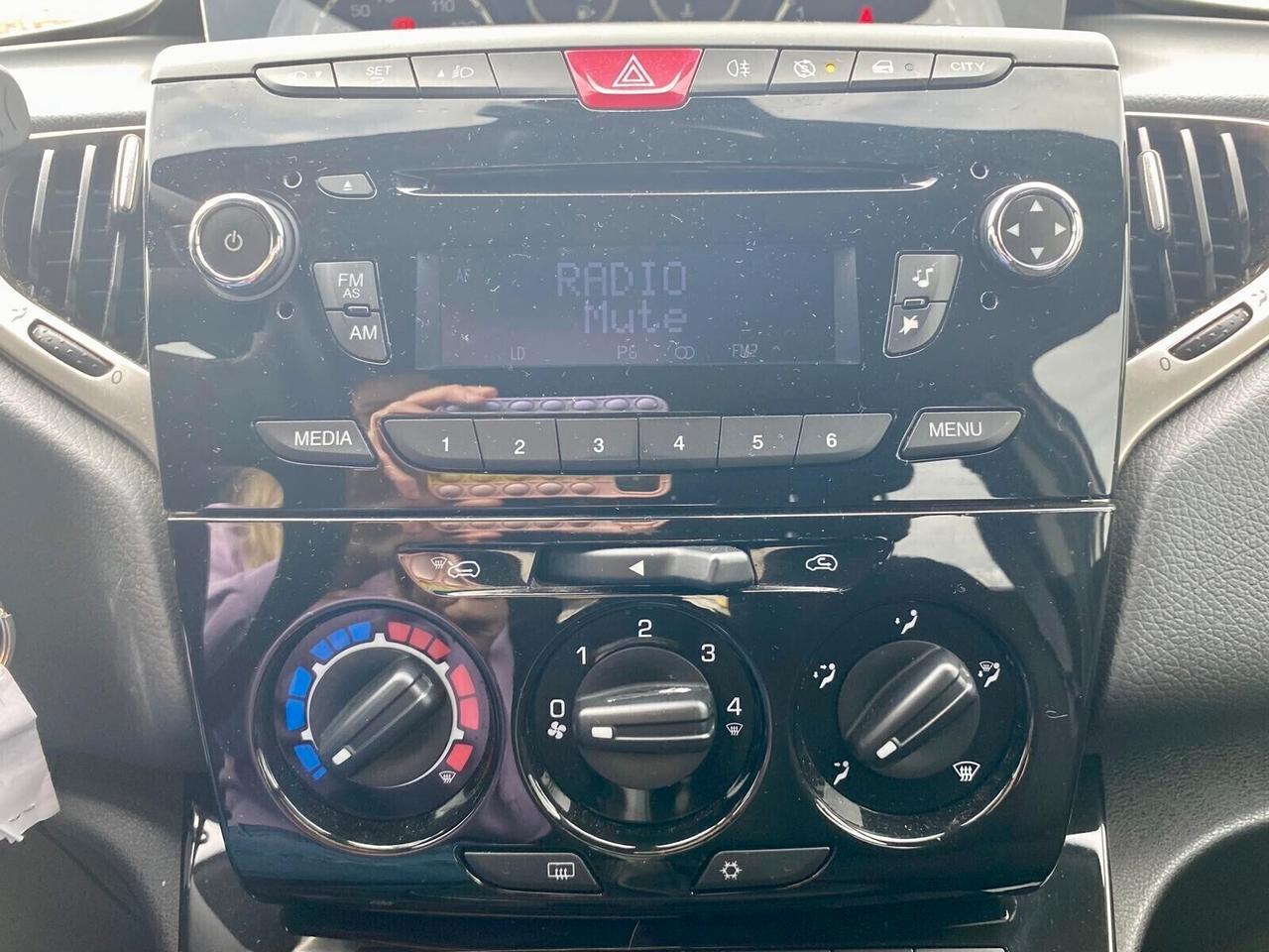 Lancia Ypsilon 1.3 MJT 16V 95 cv. 5 porte S&S Gold