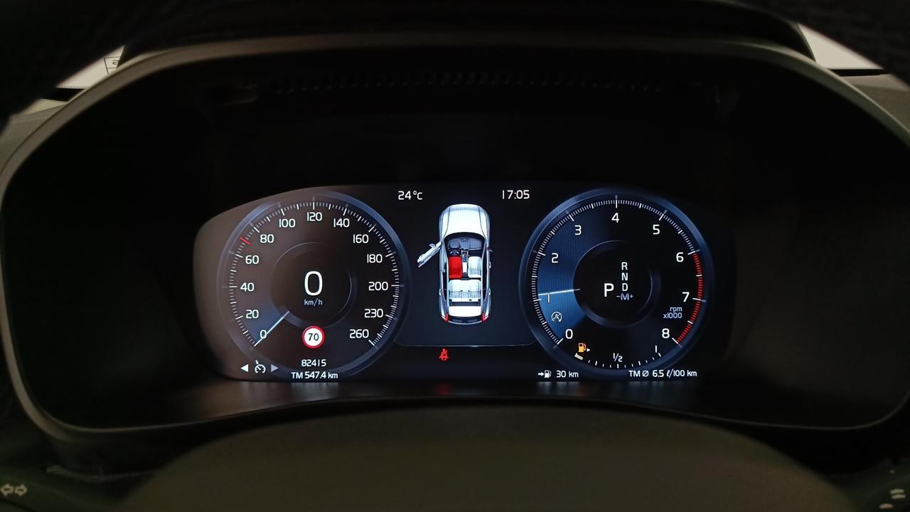 VOLVO XC40 1.5 t2 Momentum Pro auto my21
