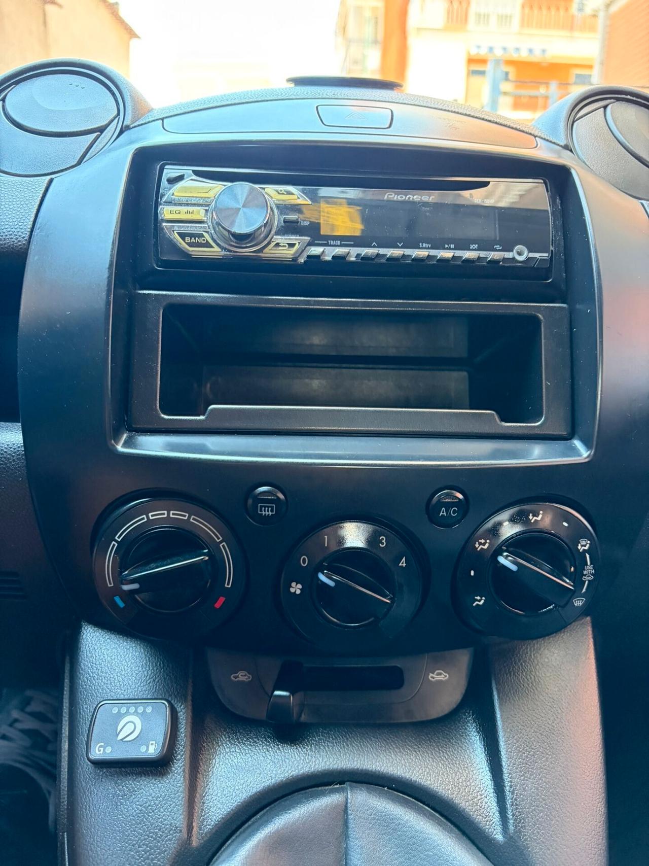 Mazda 2 Mazda2 1.3 16V 75CV 5p. Play