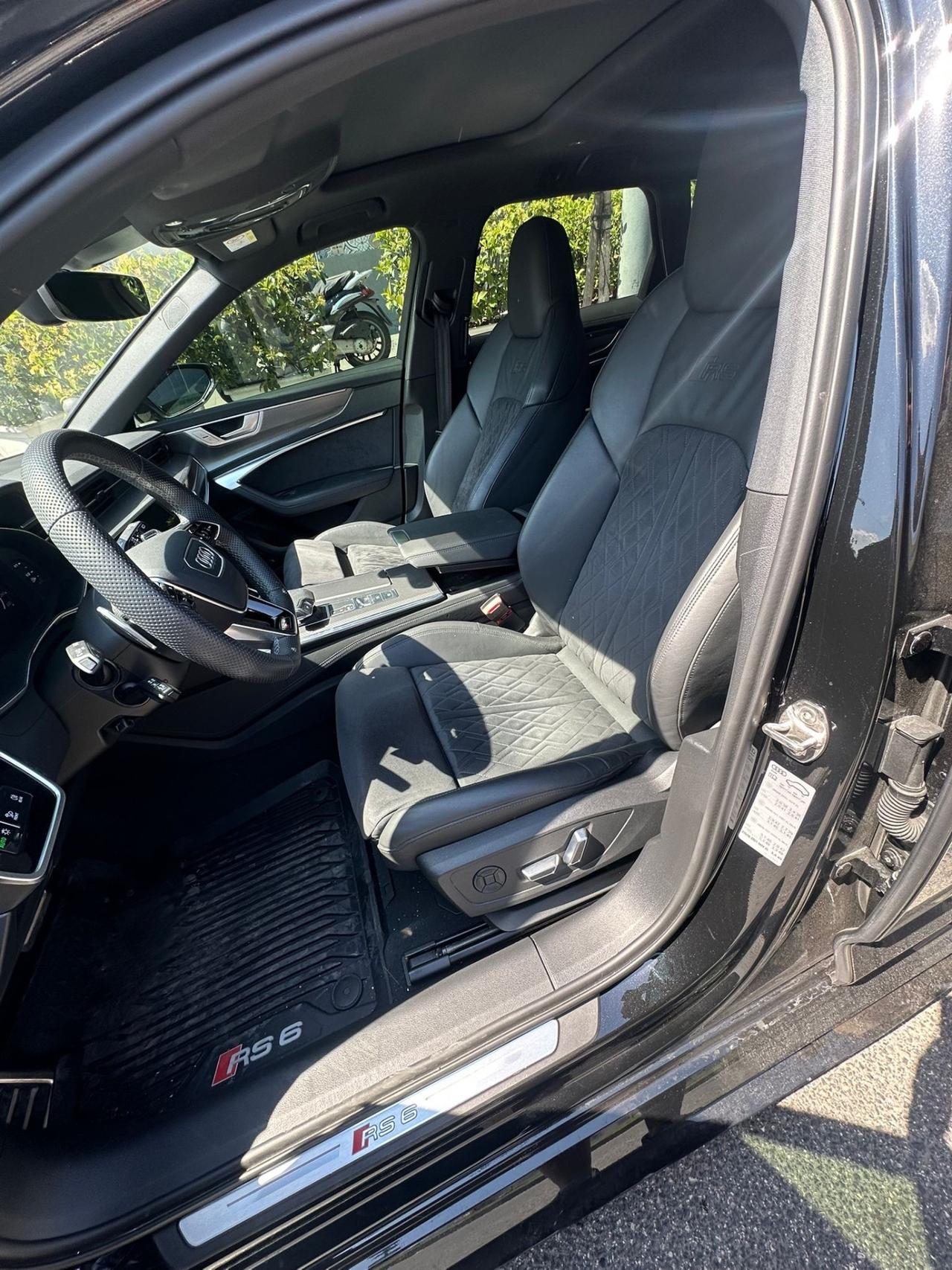 Audi RS6 RS 6 Avant 4.0 TFSI V8 quattro tiptronic