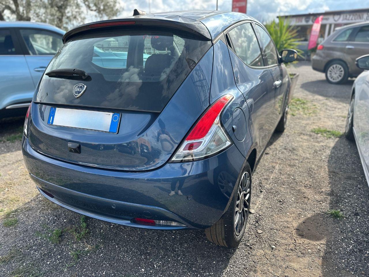 LANCIA Ypsilon III 2021 - Ypsilon 1.0 firefly hybrid Platino s&s 70cv