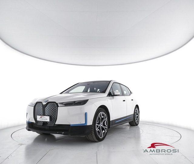 BMW iX xdrive40 Edition Essence - PER OPERATORI DEL SETTO