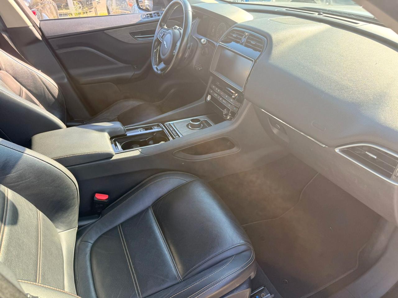 Jaguar F-Pace 2.0 D 180 CV AWD aut. Portfolio