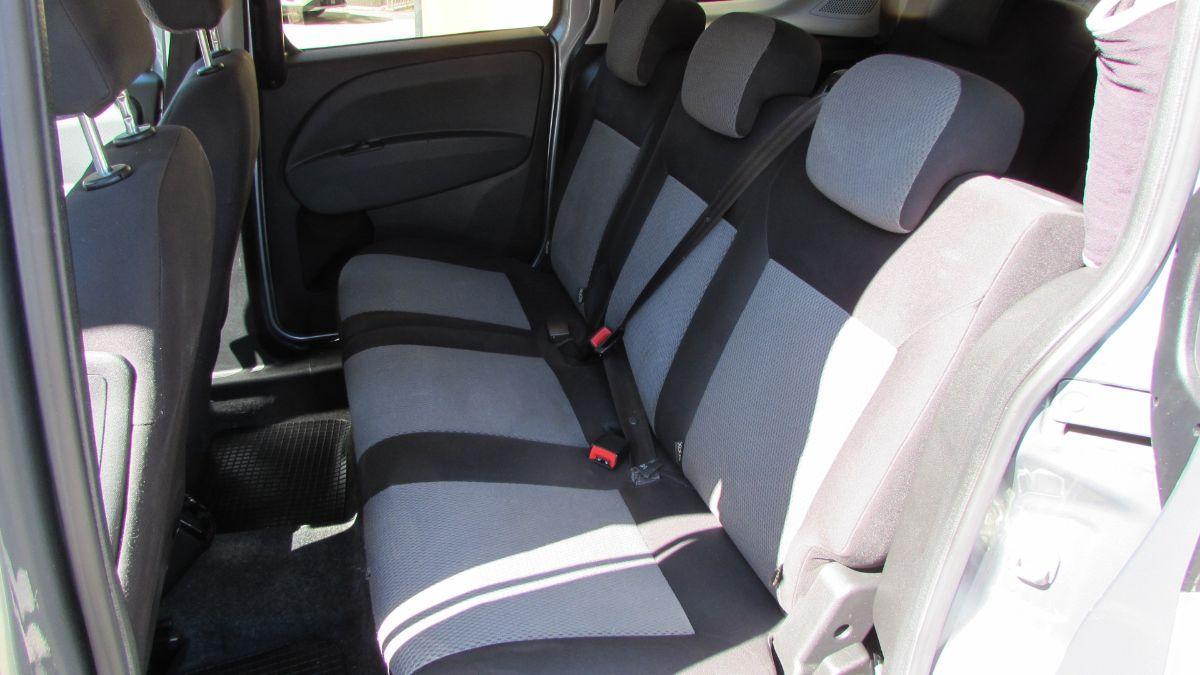 FIAT - Doblò 1.6 mjt 16v Emotion 7 POSTI !!