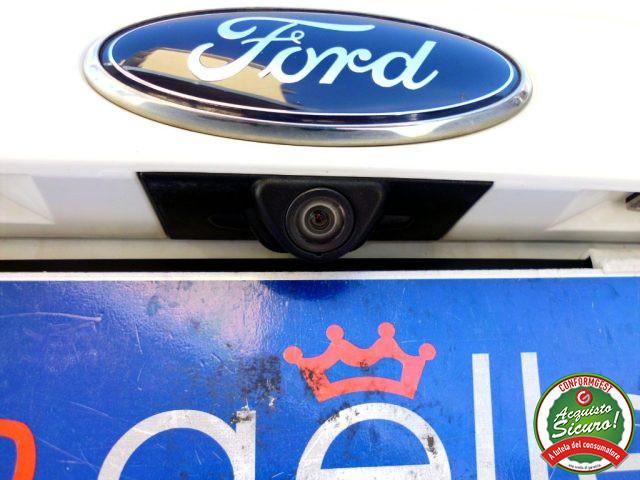 FORD Kuga 2.0 TDCI 140 CV 4WD Powershift Business