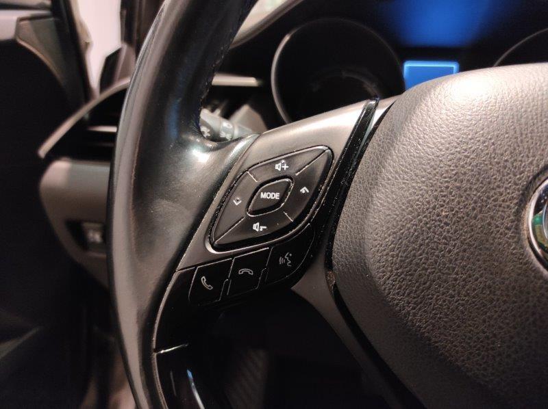 TOYOTA C-HR - C-HR 1.8 Hybrid E-CVT Business