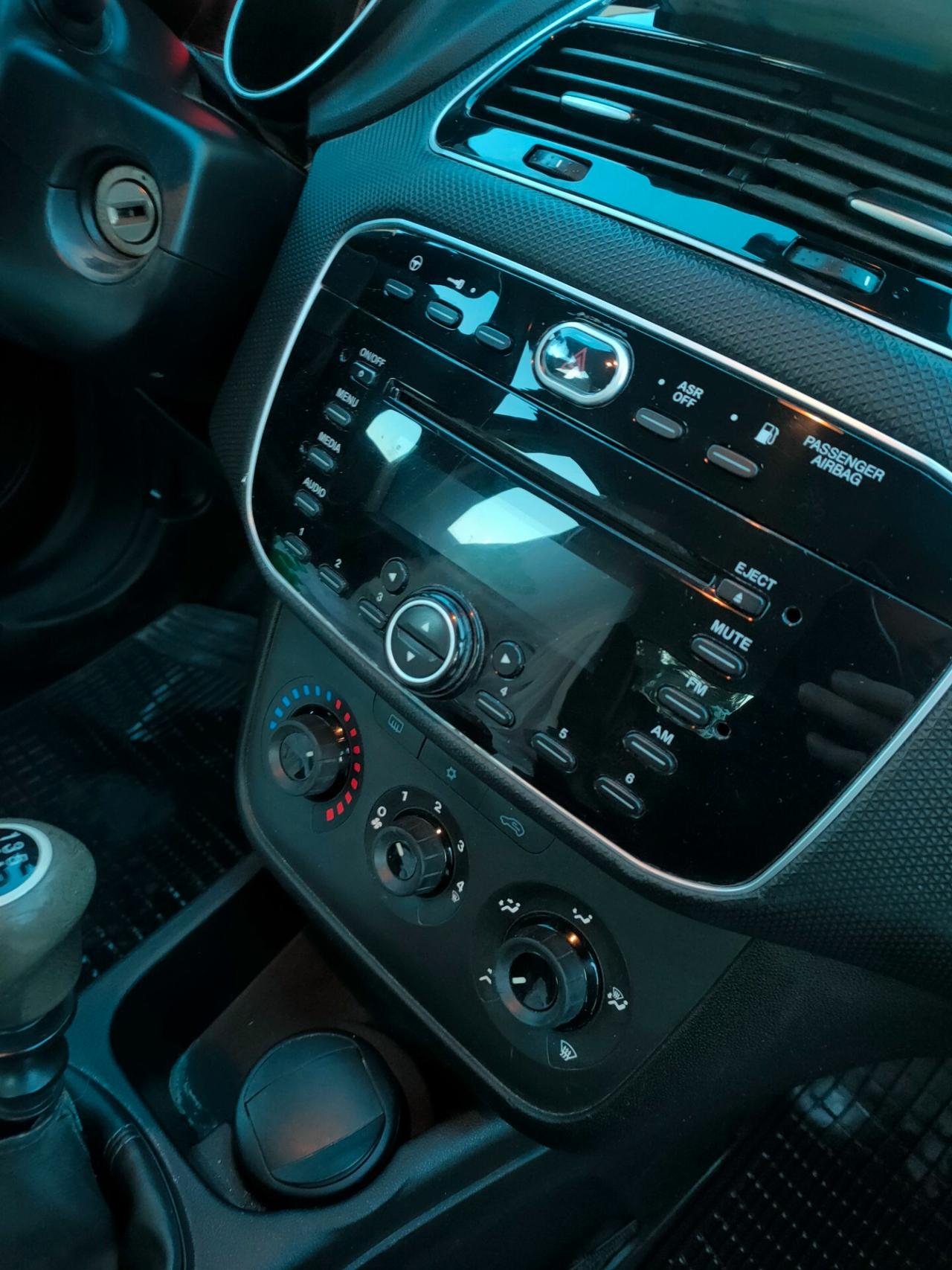 Fiat Punto 1.4 8V 5 porte Natural Power Lounge