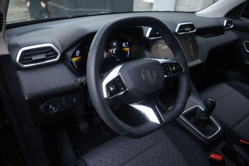 MG ZS MG ZS 1.5 MT STD PEBBLE BLACK KM0