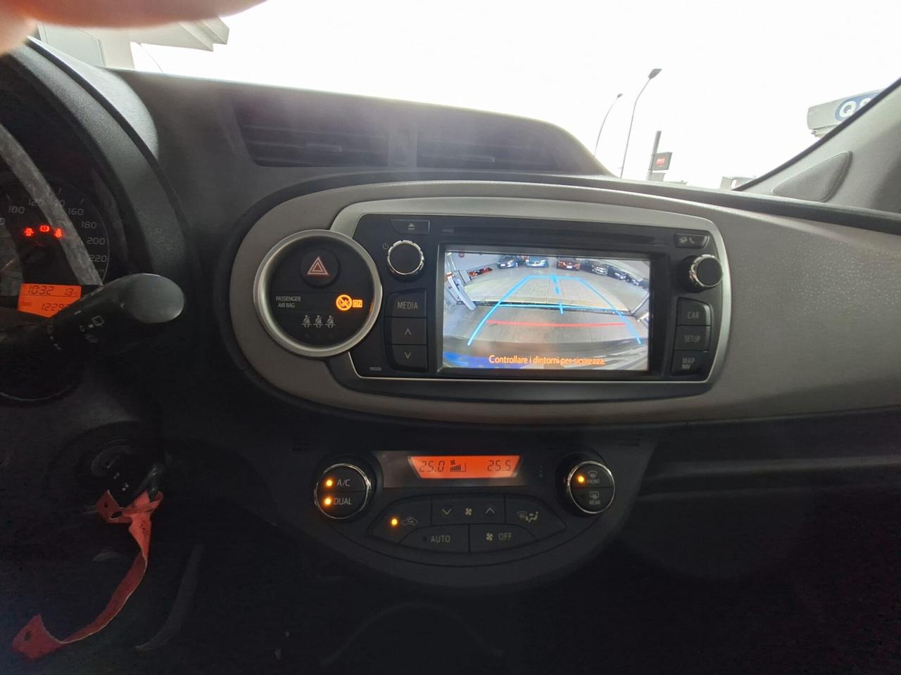 Toyota Yaris UNICO PROPRIETARIO