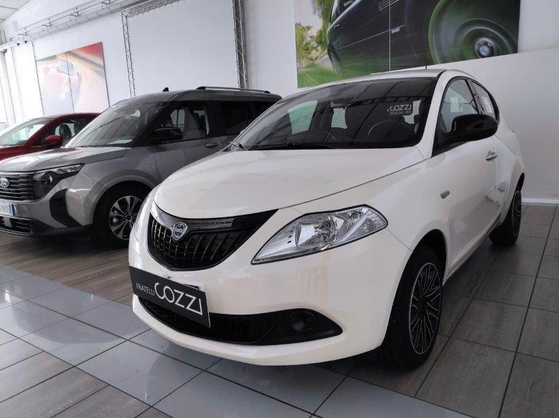 Lancia Ypsilon 3ª serie 1.0 FireFly 5 porte S&S Hybrid Oro