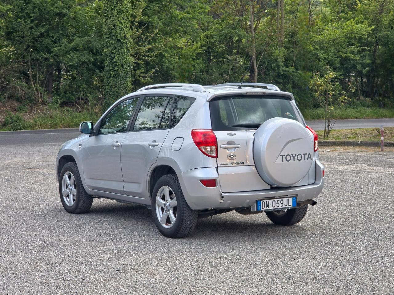 Toyota RAV 4 RAV4 2.2 D-4D 136 CV DPF Luxury 2009-E4 Manuale NEO