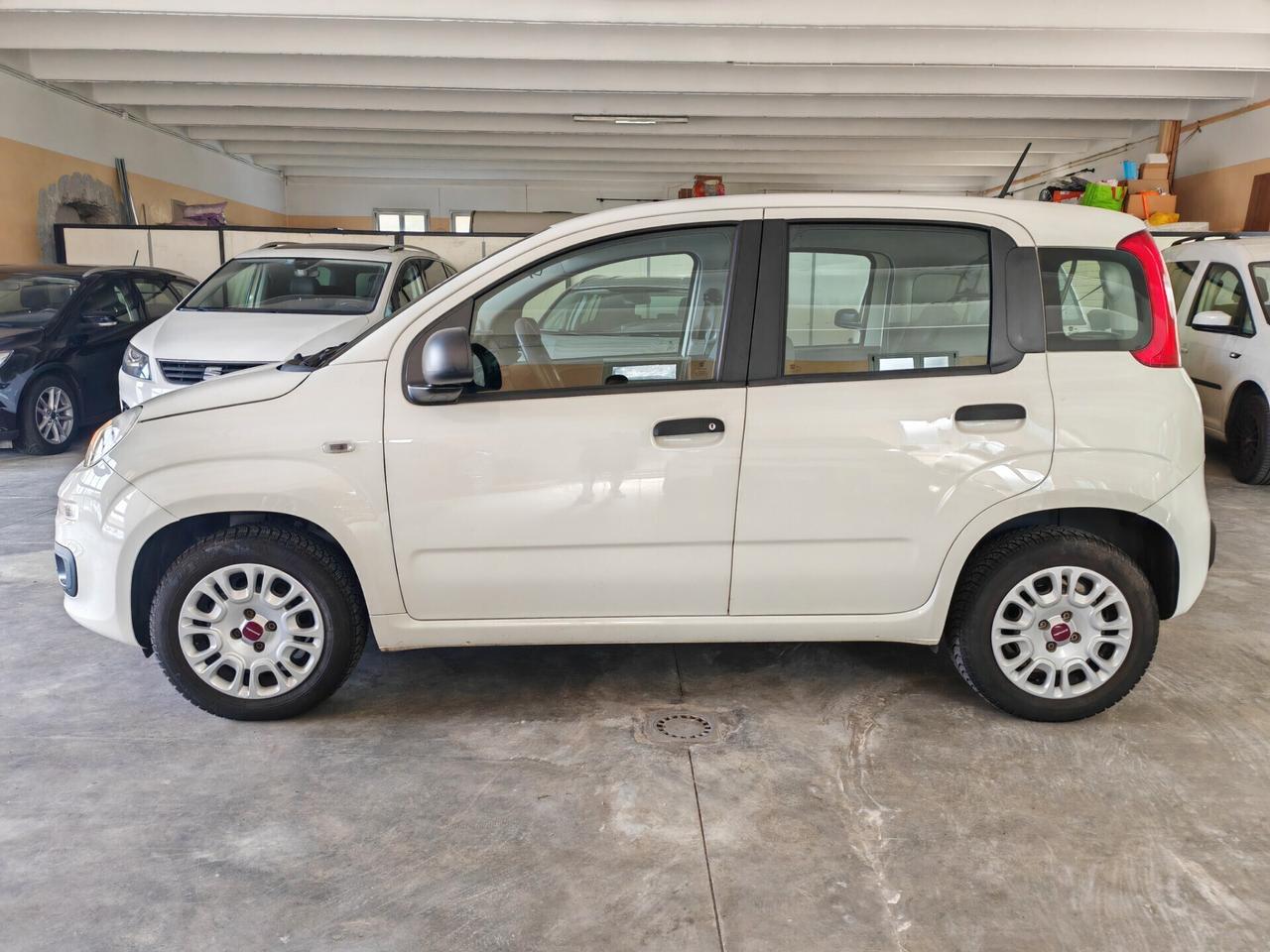 Fiat Panda 1.0 hybrid AUTOCARRO N1 4 POSTI van uniprop