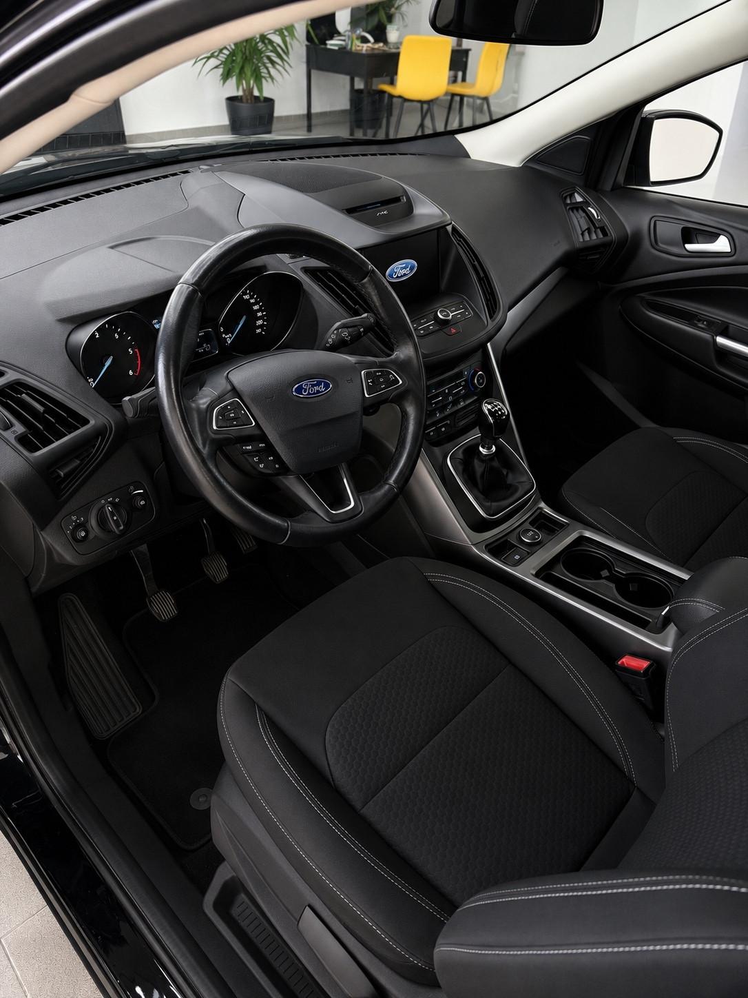 Ford Kuga 2.0 TDCI 120 CV S&S 2WD Business