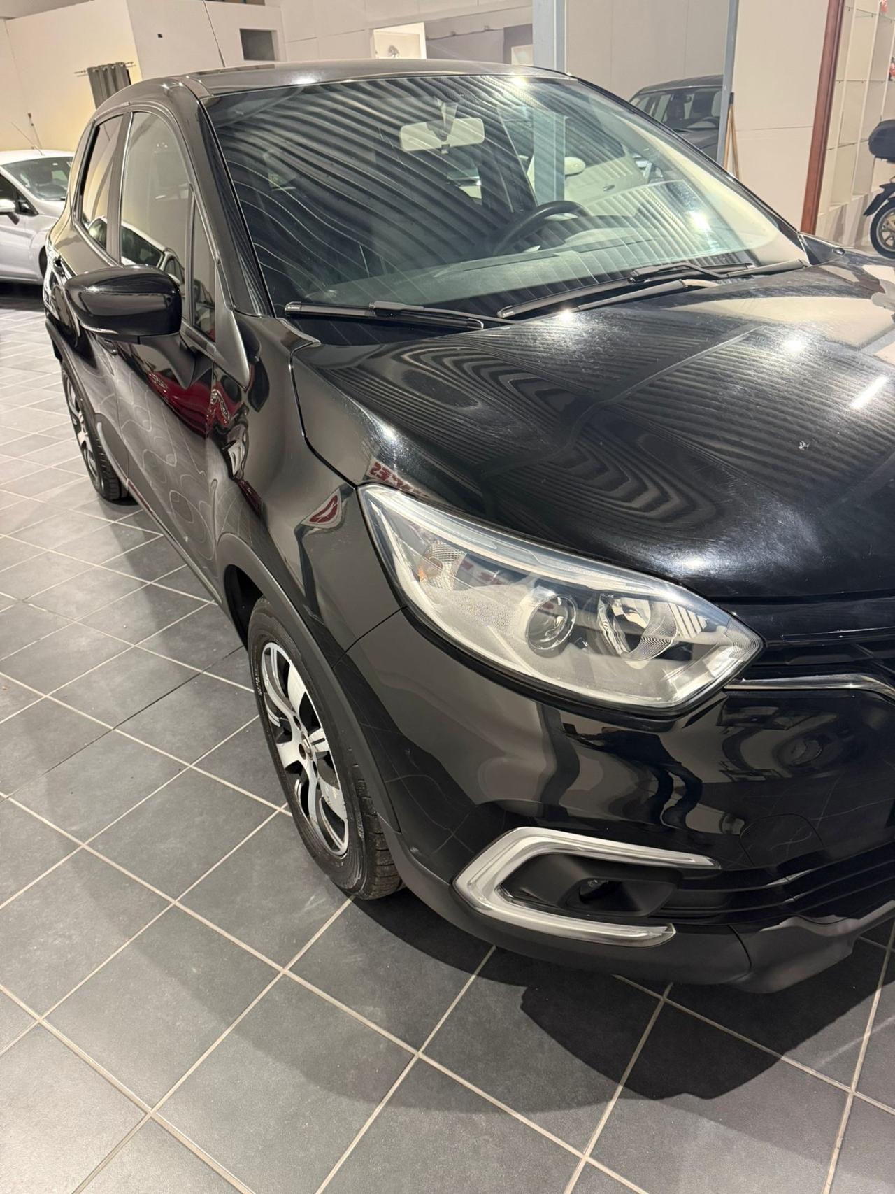 Renault Captur 1.5 -NEOPATENTATI-GARANZIA