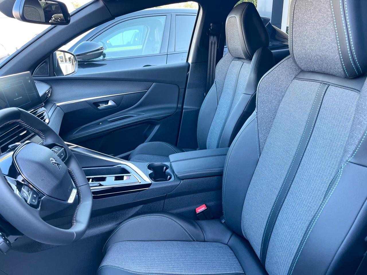 Peugeot 3008 BlueHDi 130 S&S EAT8 Allure Pack Automatic