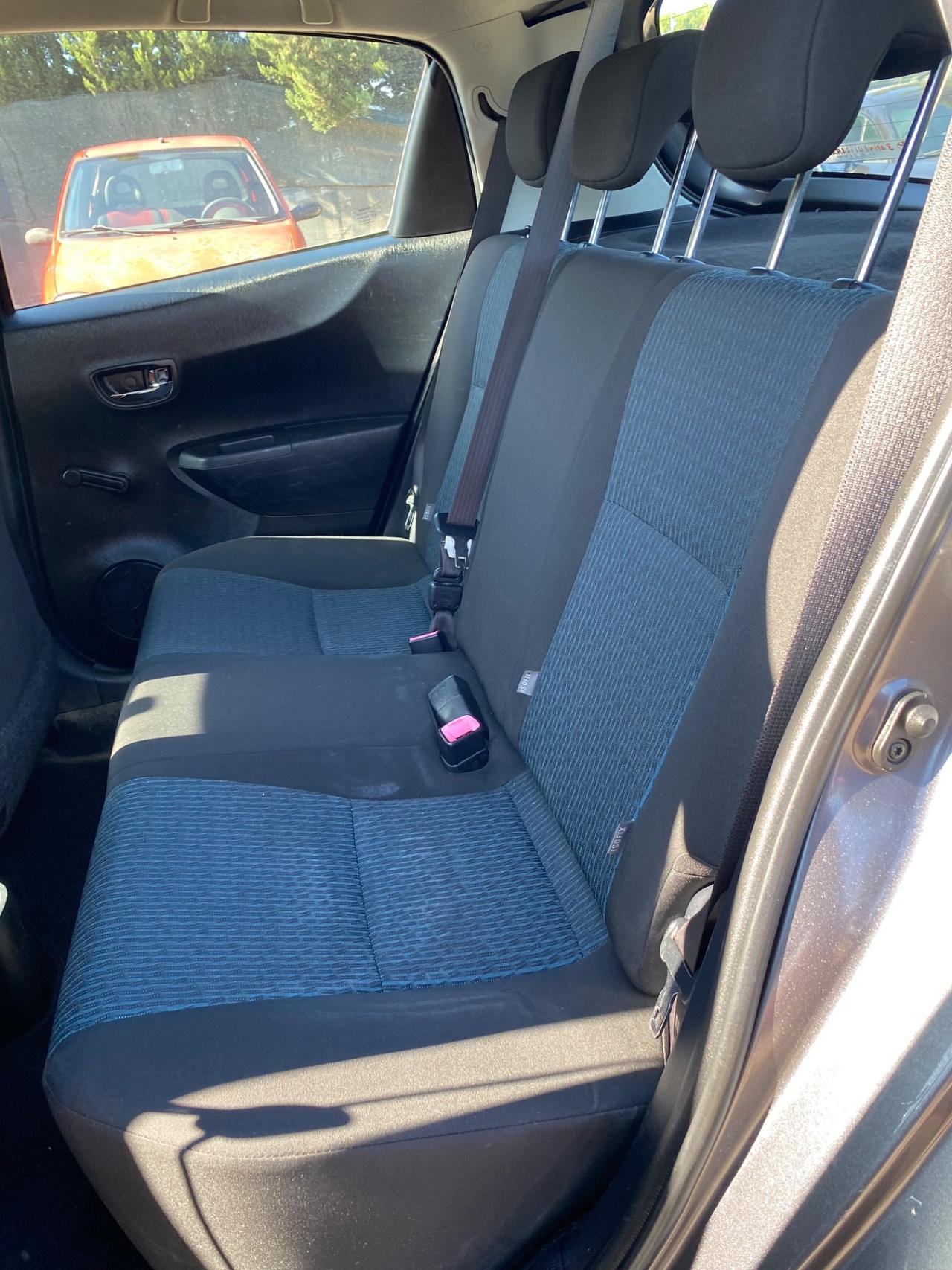 Toyota Yaris 1.0 5 porte Lounge