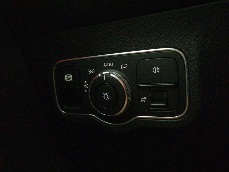 Mercedes-Benz GLB 180 d Edition1 auto