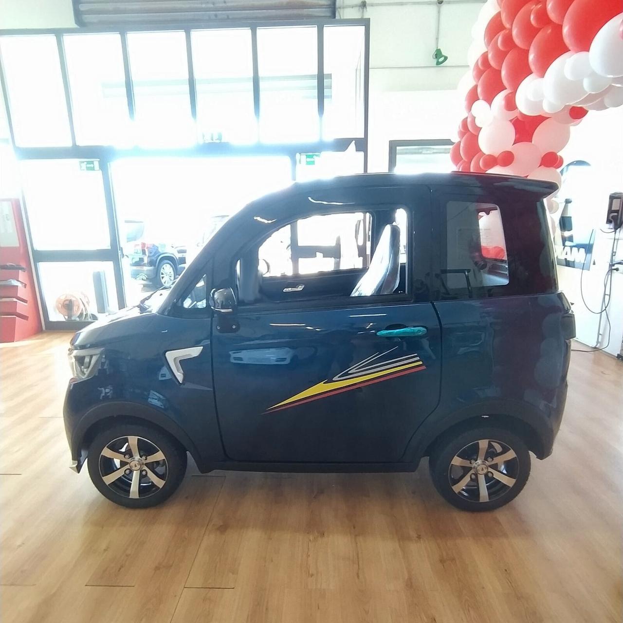FREEDOM EVO - CABINATO ELETTRICO SENZA PATENTE