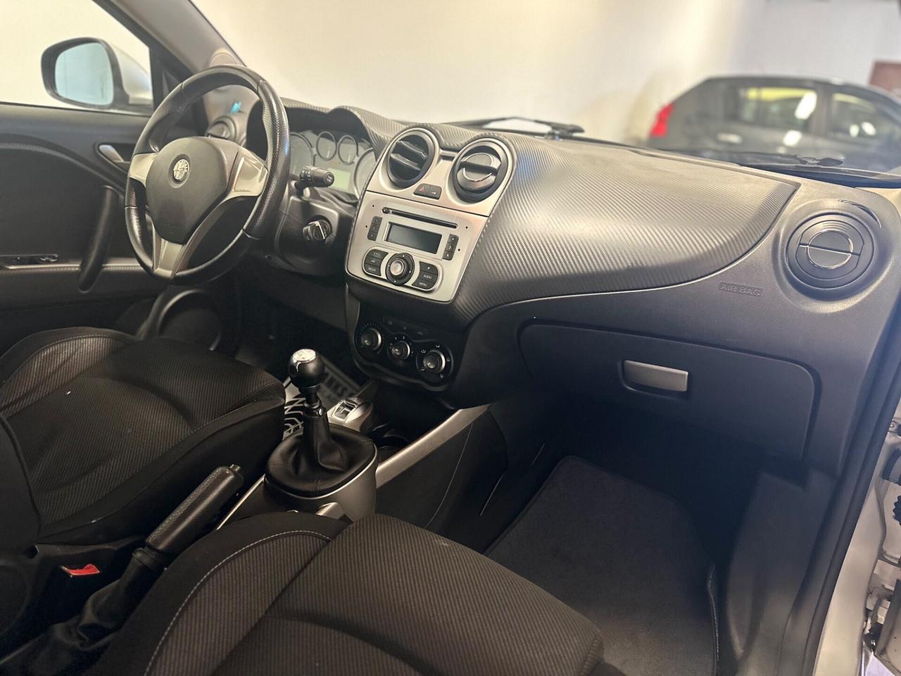 Alfa Romeo MiTo 1.6 JTDm-2 S&S Distinctive Sport Pack NEOPATENTATI