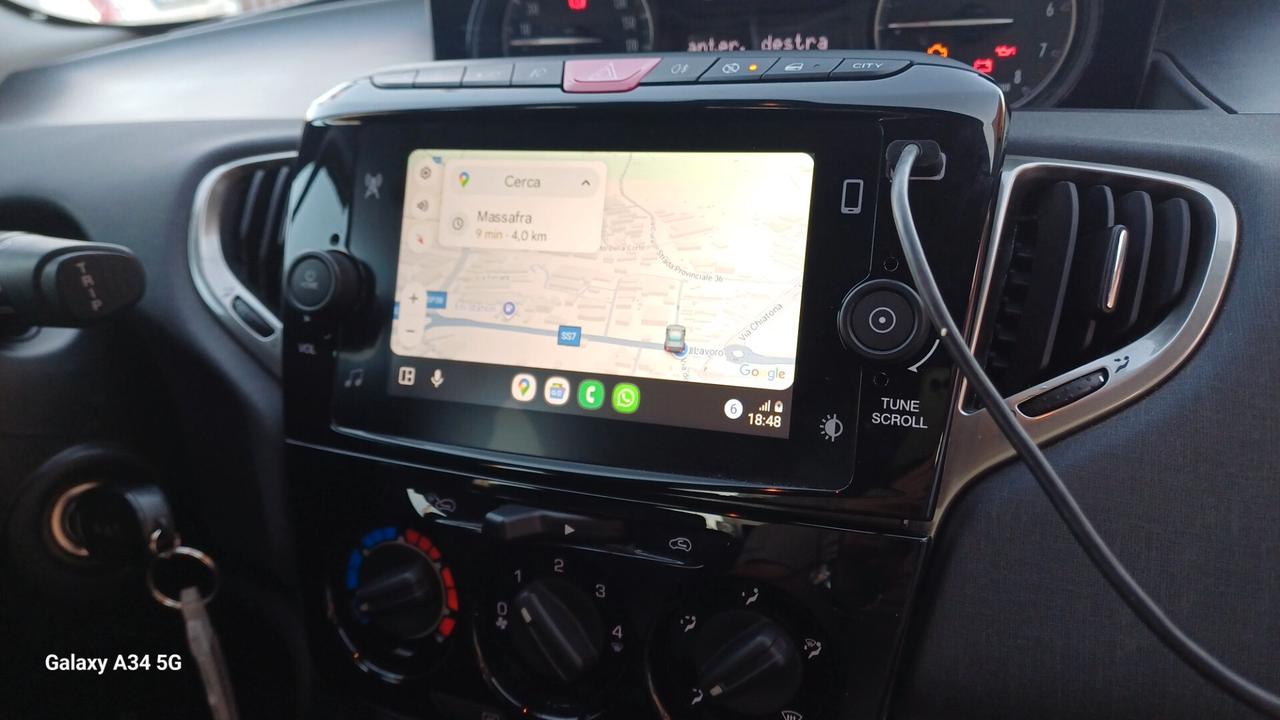 Lancia Ypsilon 1.0 FireFly 5 porte S&S Hybrid Gold Plus