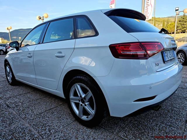 AUDI A3 SPB 30 TDI Business