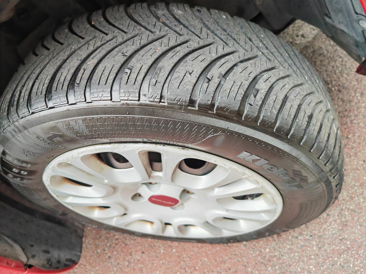 FIAT PANDA 1.2 BENZINA CV69 KW51 LOUNGE